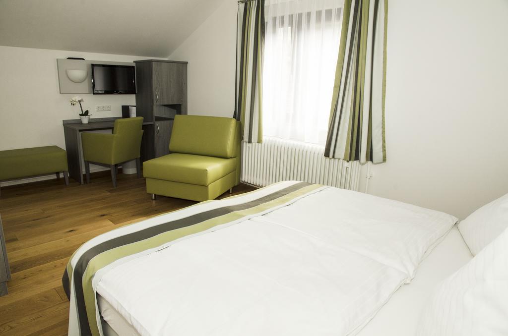 Hotel Am Schloss Heidelberg Bagian luar foto